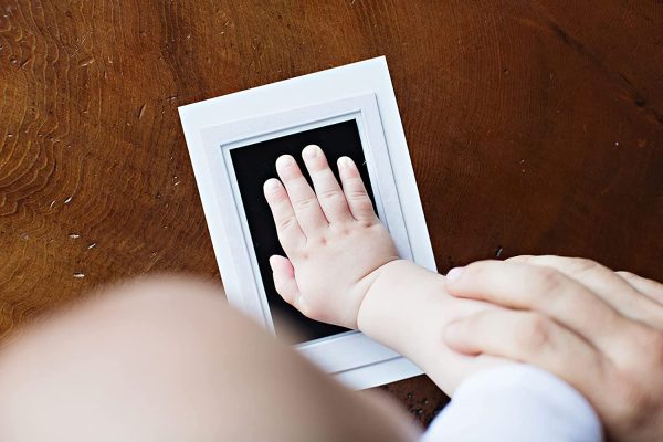 Newborn Baby Handprint or Footprint Clean-Touch Ink Pad Kit - Image 2